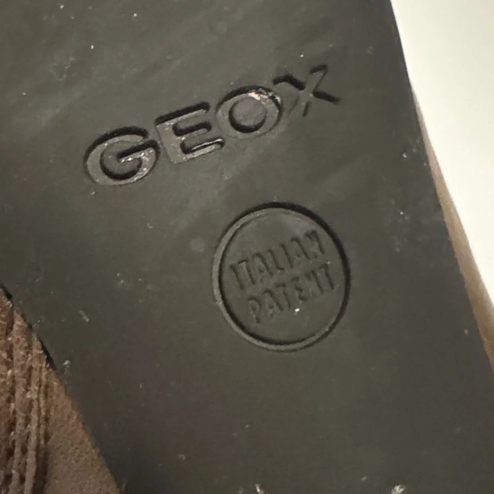 Dark Brown Women's GEOX Ankle Boots size 37 - Picture 11 of 13